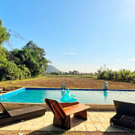 Kejora Homestay Кангар Екстериор снимка