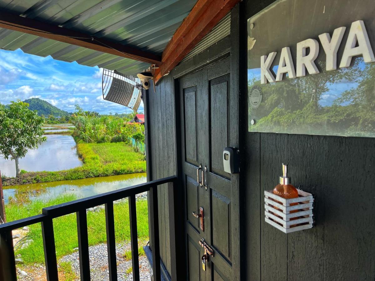 Kejora Homestay Кангар Екстериор снимка
