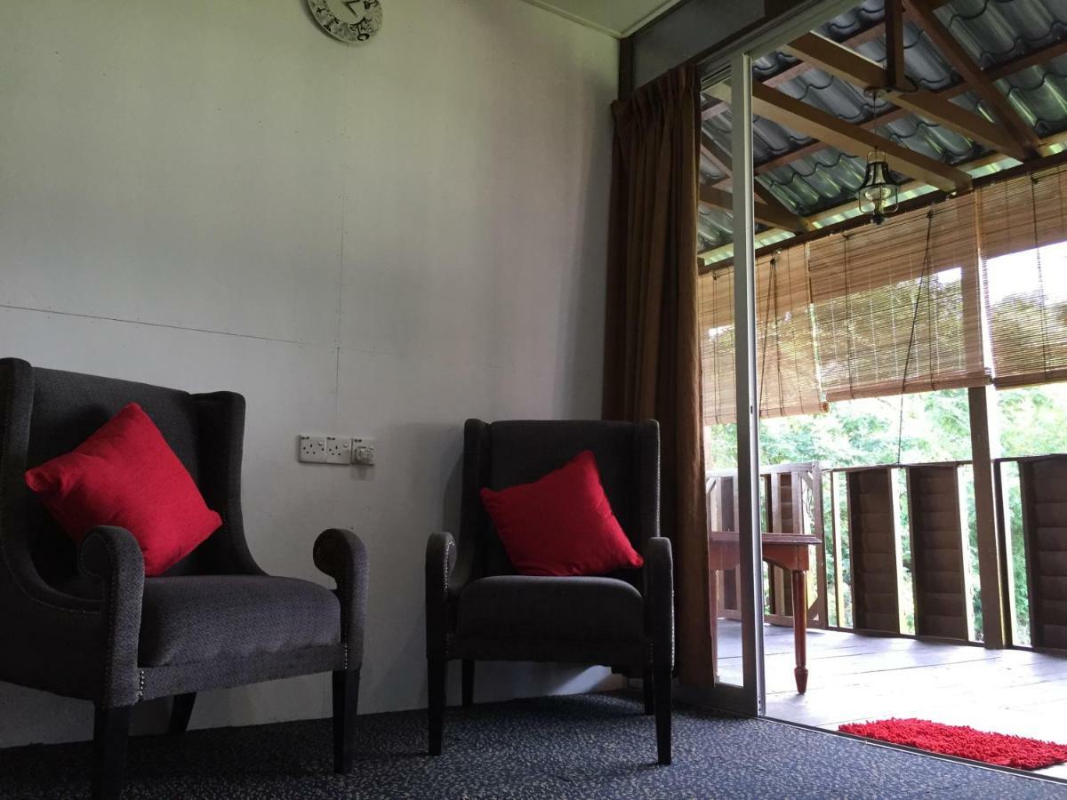 Kejora Homestay Кангар Екстериор снимка