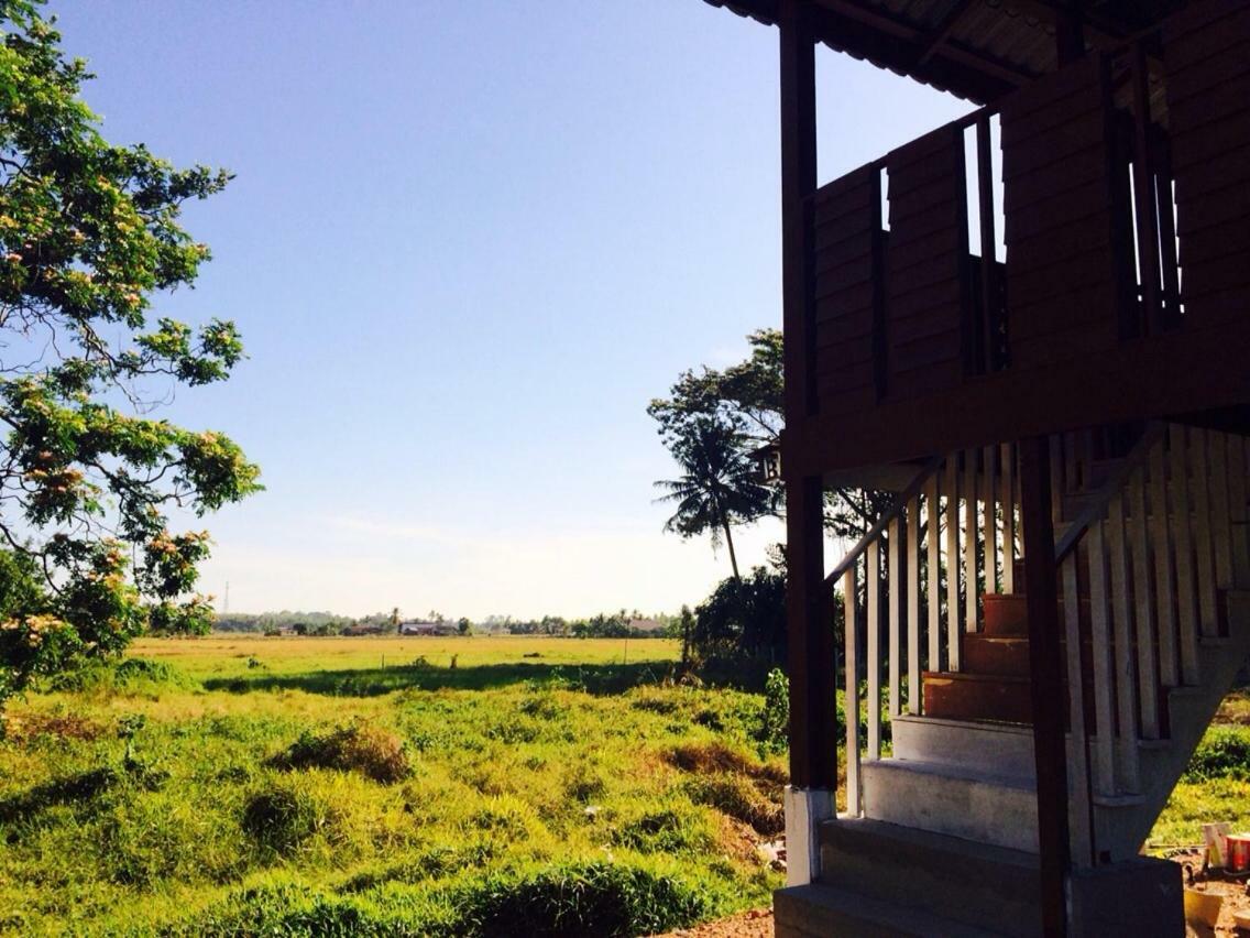Kejora Homestay Кангар Екстериор снимка